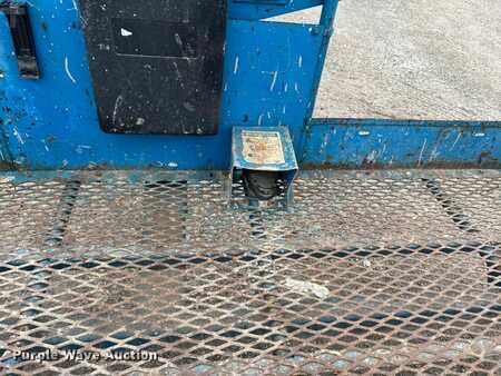 Telescopic boom lift 2006  Genie S-80 (12)