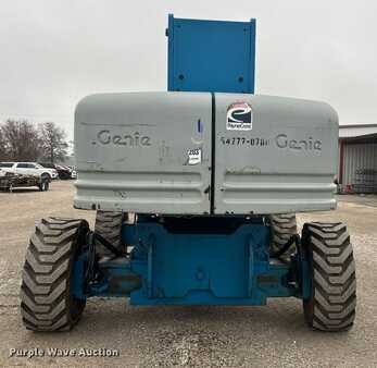 Telescopic boom lift 2006  Genie S-80 (6)