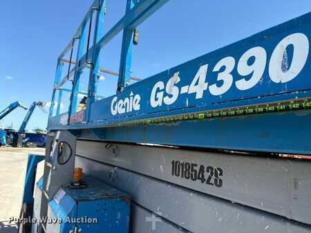 Scissor lift 2013  Genie GS-4390 (22)