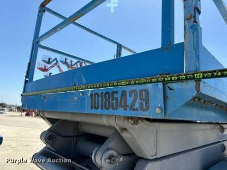 Scissor lift 2013  Genie GS-4390 (24)