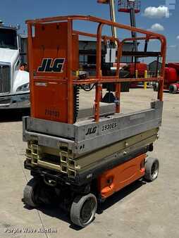 Plataforma Tijera 2012  JLG 1930ES (1)