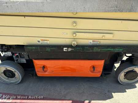 Scissor lift 2012  JLG 2630ES (13)