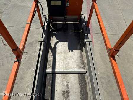 Scissor lift 2012  JLG 2630ES (19)
