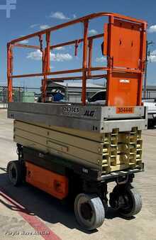 Scissor lift 2012  JLG 2630ES (3)