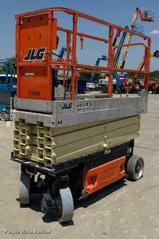 Scissor lift 2013  JLG 2630ES (1)