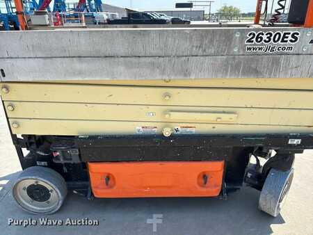 Scissor lift 2013  JLG 2630ES (12)