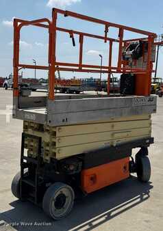 Scissor lift 2013  JLG 2630ES (5)