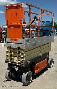 Plataforma Tijera 2012  JLG 2630ES (1)