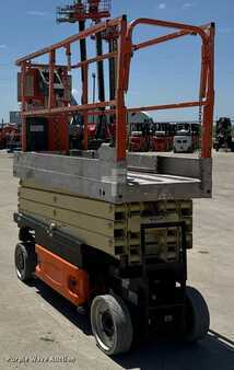 Plataforma Tijera 2012  JLG 2630ES (7)