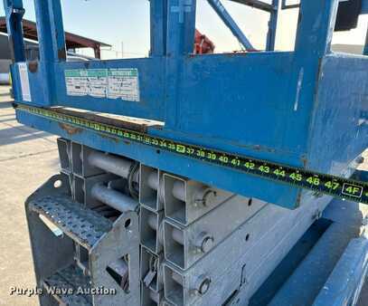 Scissor lift - Genie GS-3246 (19)