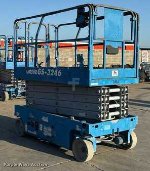 Scissor lift - Genie GS-3246 (3)