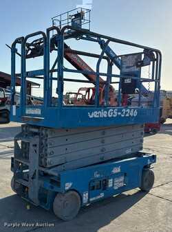 Scissor lift - Genie GS-3246 (5)