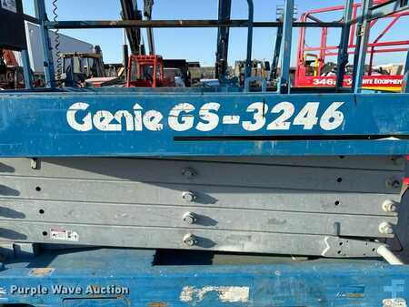 Scissor lift - Genie GS-3246 (9)