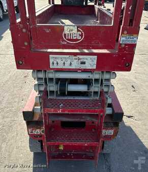 Scissor lift 2017  MEC 1930SE (17)
