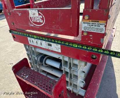 Scissor lift 2017  MEC 1930SE (20)