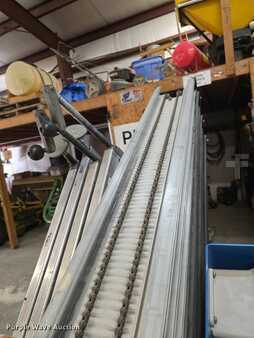 Vertical mast lift - Genie AWP-40S (14)