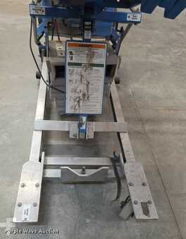 Vertical mast lift - Genie AWP-40S (15)