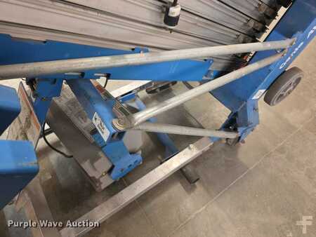 Vertical mast lift - Genie AWP-40S (21)