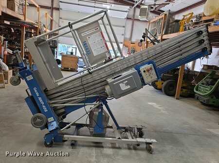 Vertical mast lift - Genie AWP-40S (6)