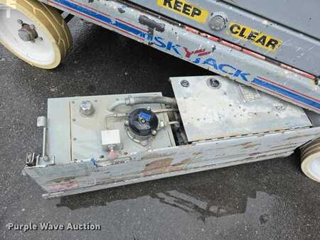 Unipersonales - Skyjack SJ111 4632 (22)