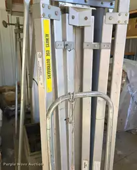 Vertical mast lift - Genie Dual DPL30 (8)