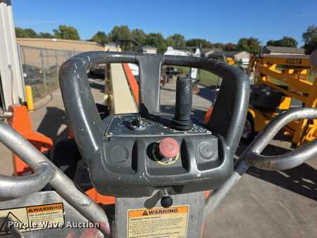 Telescopic boom lift 2007  JLG T350 (18)