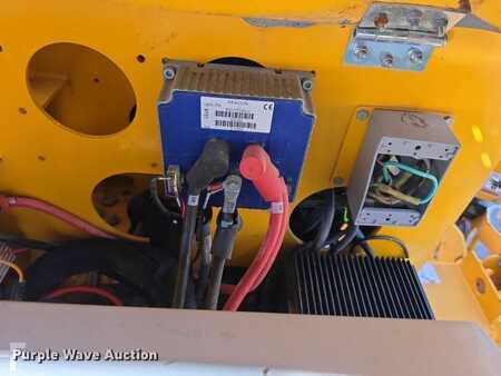 Telescopic boom lift 2017  Haulotte 4527A (38)