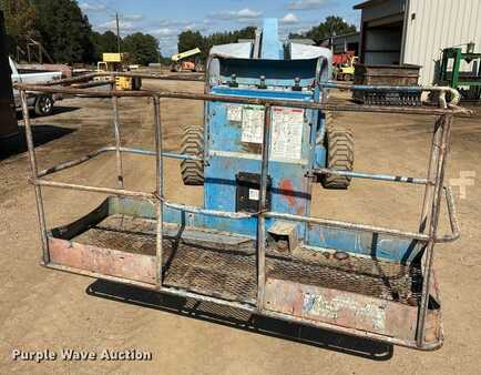 Telescopic boom lift 2007  Genie S-60 (2)