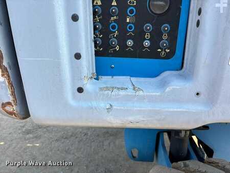 Telescopic boom lift 2007  Genie S-60 (24)