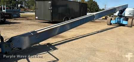 Telescopic boom lift 2007  Genie S-60 (37)