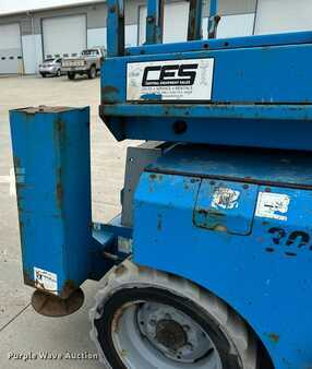 Scissor lift 2006  Genie GS2668 RT (28)