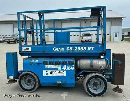 Scissor lift 2006  Genie GS2668 RT (4)