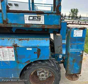 Scissor lift 2006  Genie GS-2668 (33)