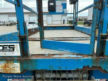 Scissor lift 2006  Genie GS-2668 (38)