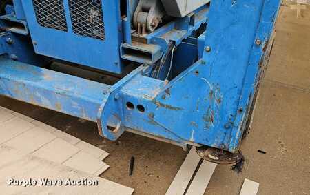 Scissor lift 2004  Genie GS-5390 (13)