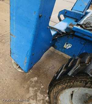 Scissor lift 2004  Genie GS-5390 (17)