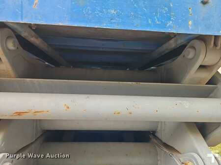 Scissor lift 2004  Genie GS-5390 (23)