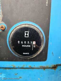 Scissor lift 2004  Genie GS-5390 (25)