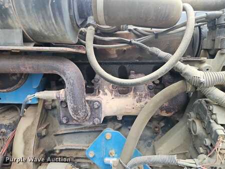 Scissor lift 2004  Genie GS-5390 (32)