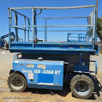 Scissor lift 2001  Genie GS-3268 RT (7)