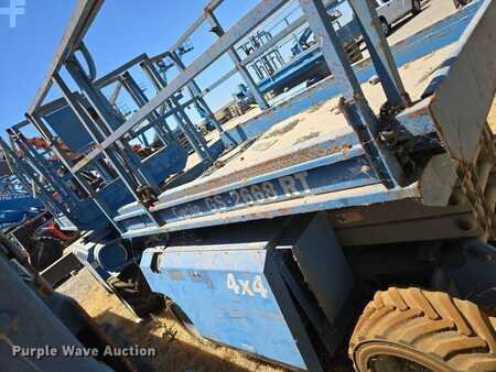 Scissor lift 2002  Genie GS-2668 (4)