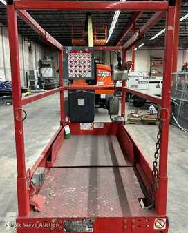 Scissor lift 2014  Skyjack 3219 (9)