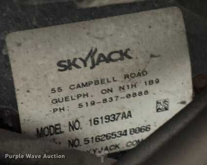 Scissor lift 2015  Skyjack 3226 (15)