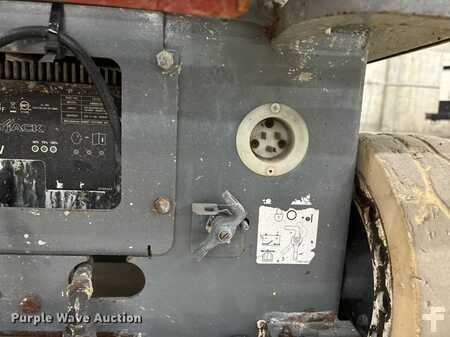 Scissor lift 2014  Skyjack 3219 (22)