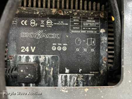 Scissor lift 2014  Skyjack 3219 (24)
