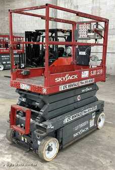 Scissor lift 2014  Skyjack 3219 (5)
