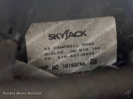 Scissor lift 2016  Skyjack 4632 (17)