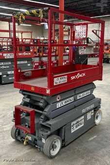Scissor lift 2014  Skyjack 3219 (5)