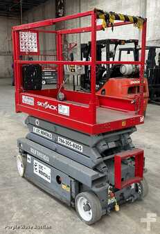 Scissor lift 2014  Skyjack 3219 (7)