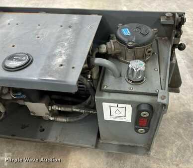Scissor lift 2015  Skyjack 3219 (15)